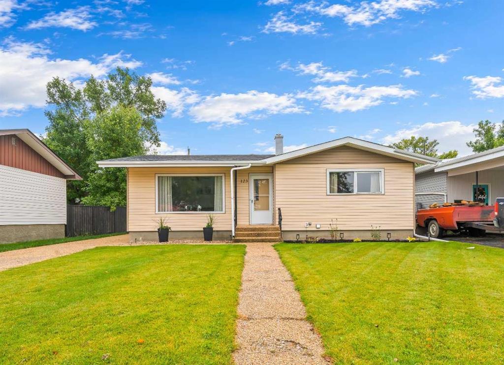123 3 Avenue E, A2346386, Alberta,