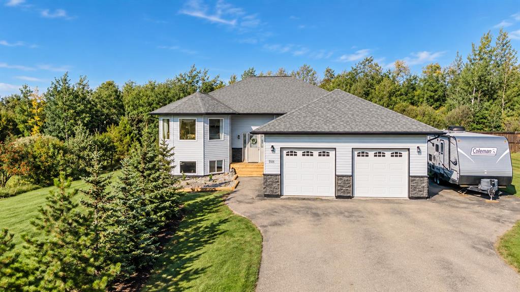 1101 Redlow Drive , A2346448, Alberta,