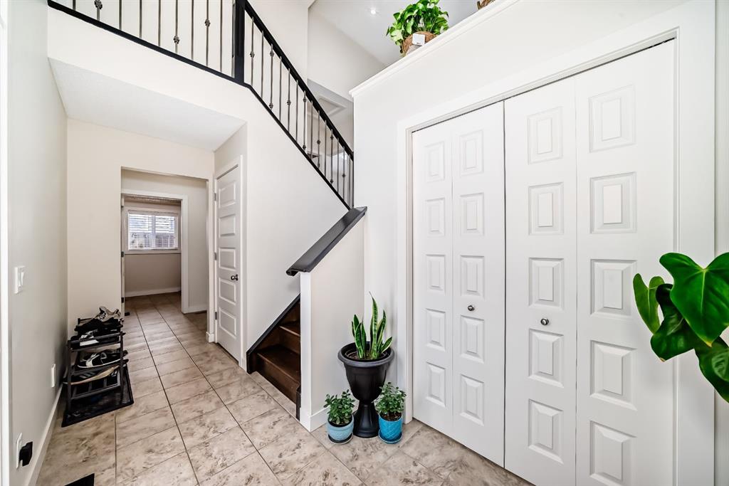 Fifth View of 612 Montgomery Close SE, Montrose, High River, Alberta, T1V0B7