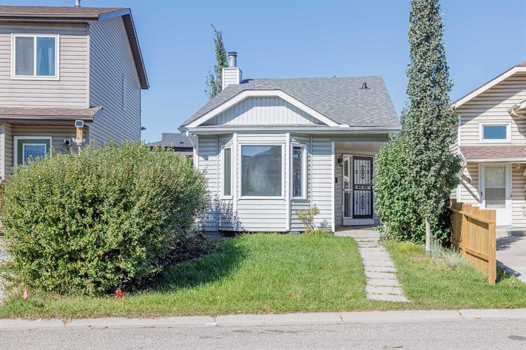 5 Erin Grove Place SE, A2346463, Alberta,
