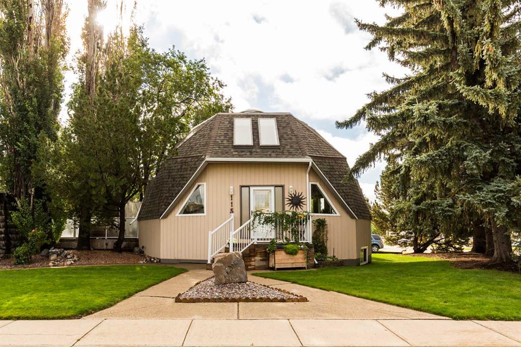 115 Iroquois Crescent W, A2346534, Alberta,