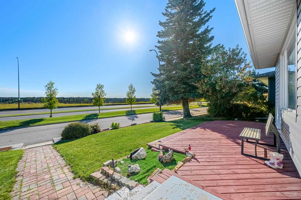Fourth View of 244 Cantrell Drive SW, Canyon Meadows, Calgary, Alberta, T2W 2K6