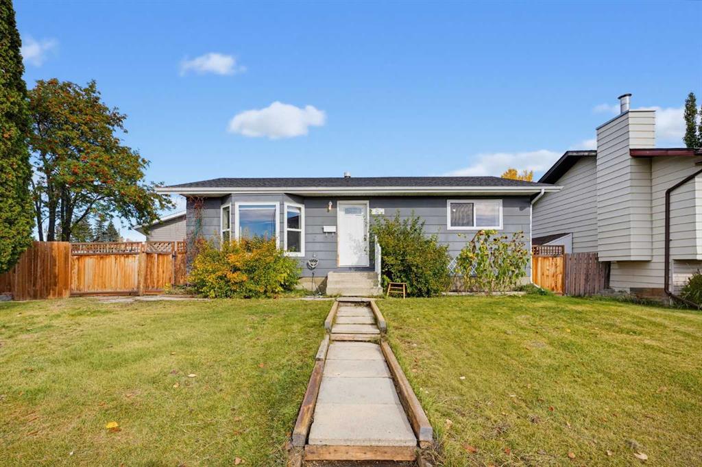 Third View of 63 Dundee Crescent , Park Place, Penhold, Alberta, T0M 1R0