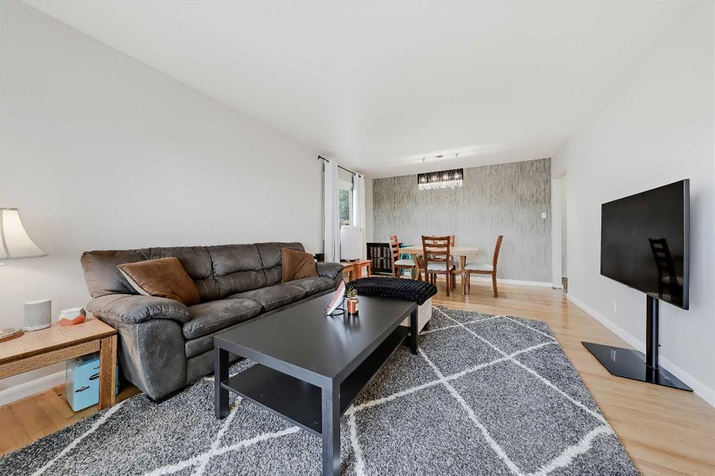 Fifth View of 176 Frobisher Boulevard SE, Fairview, Calgary, Alberta, T2H 1G7