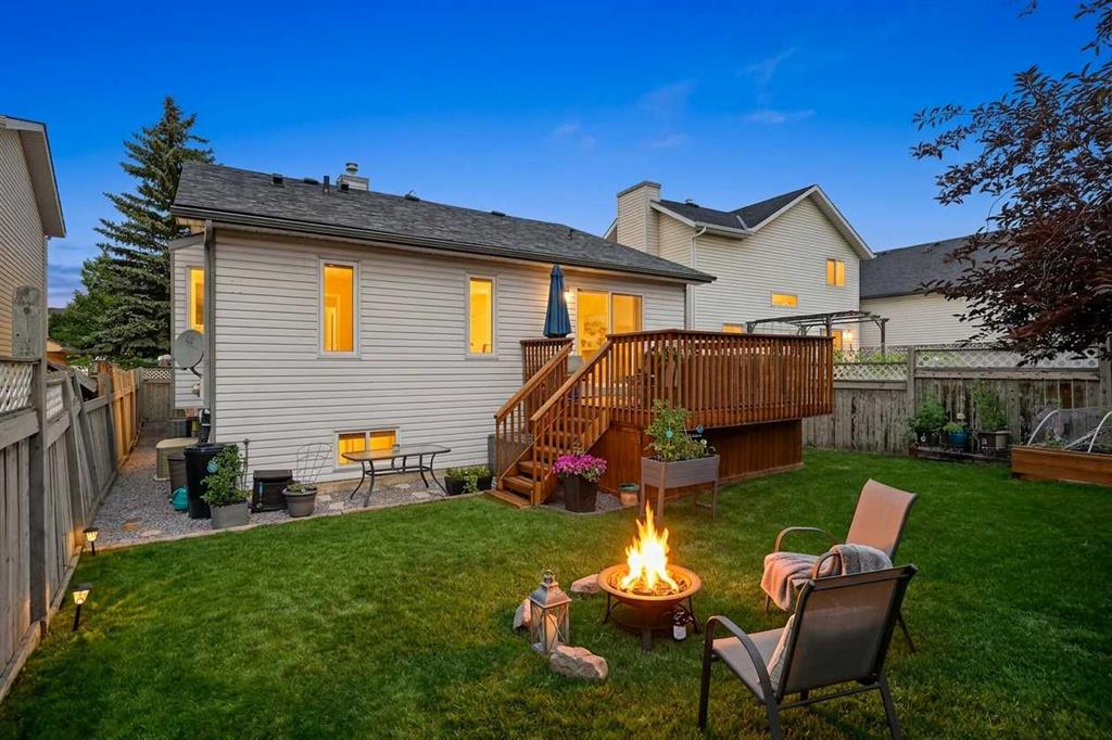 Third View of 940 Coventry Drive NE, Coventry Hills, Calgary, Alberta, T3K 4J6