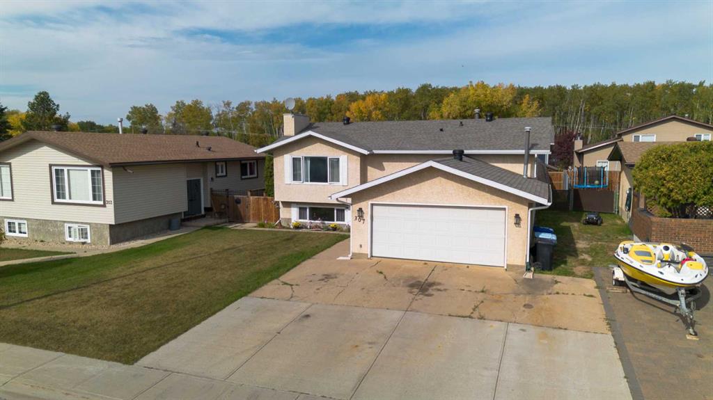 Fourth View of 307 Cochrane Crescent , Thickwood, Fort McMurray, Alberta, T9K 1J2