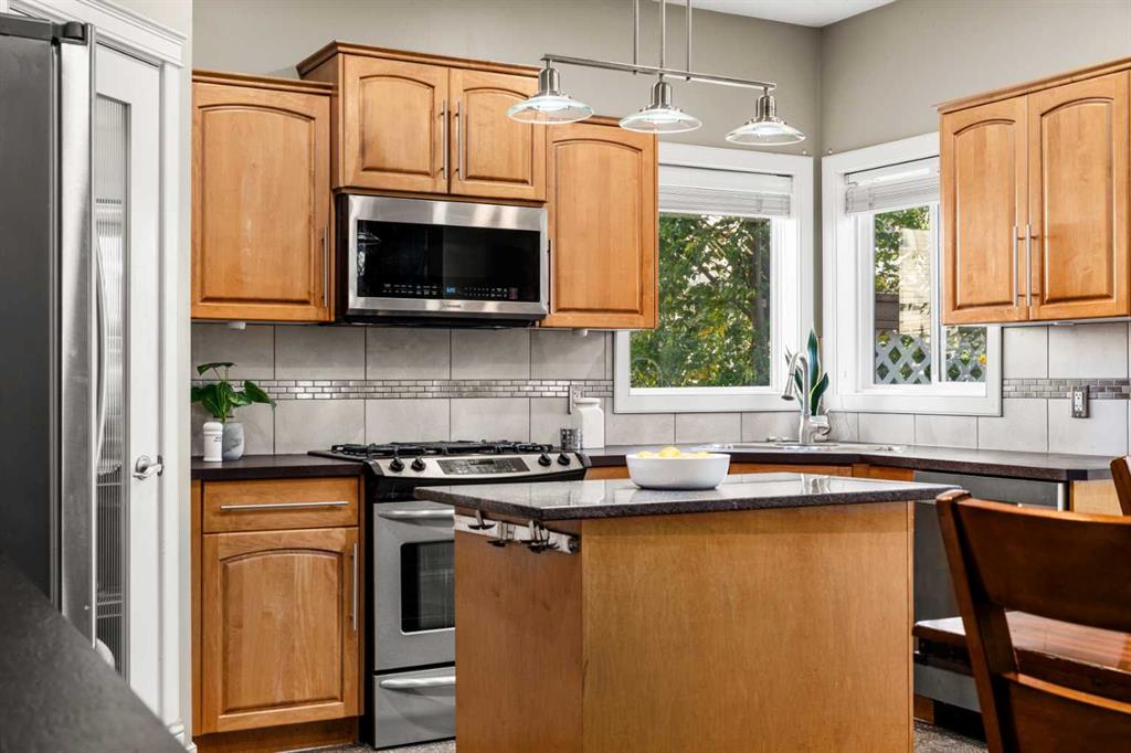 Fifth View of 87 Brightonstone Gardens SE, New Brighton, Calgary, Alberta, T2Z 0C6
