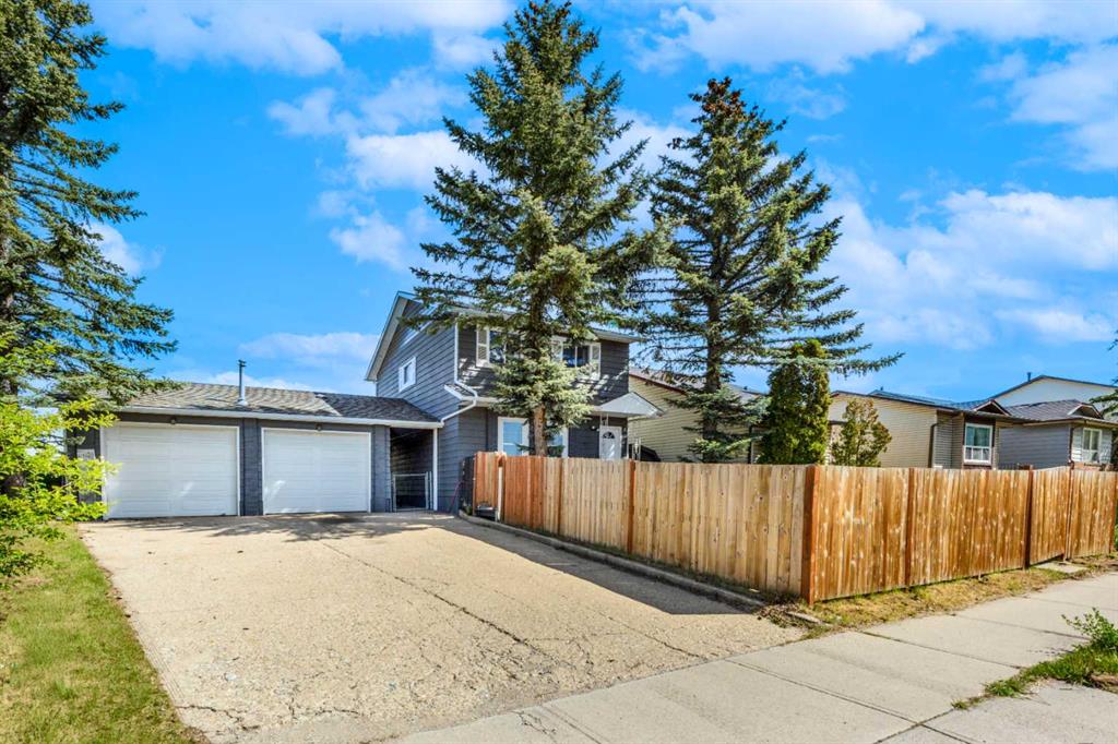 120 Whitefield Drive NE, A2346637, Alberta,