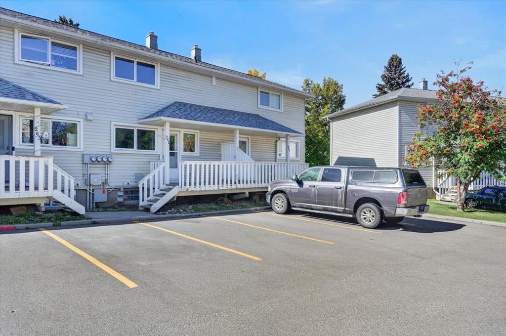 Fourth View of 262 Killarney Glen Court SW, Killarney/Glengarry, Calgary, Alberta, T3E 2P3