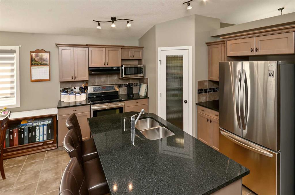 Fourth View of 12705 106A Street , Royal Oaks, Grande Prairie, Alberta, T8V 2L8