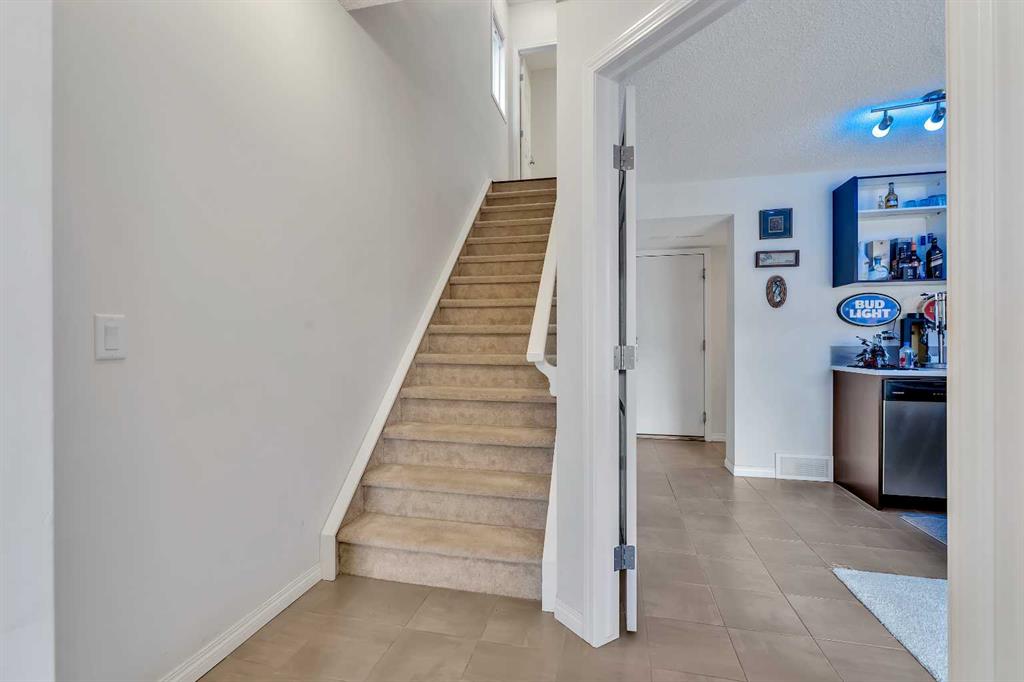 Fourth View of 569 savanna Boulevard NE, Saddle Ridge, Calgary, Alberta, T3J0X3