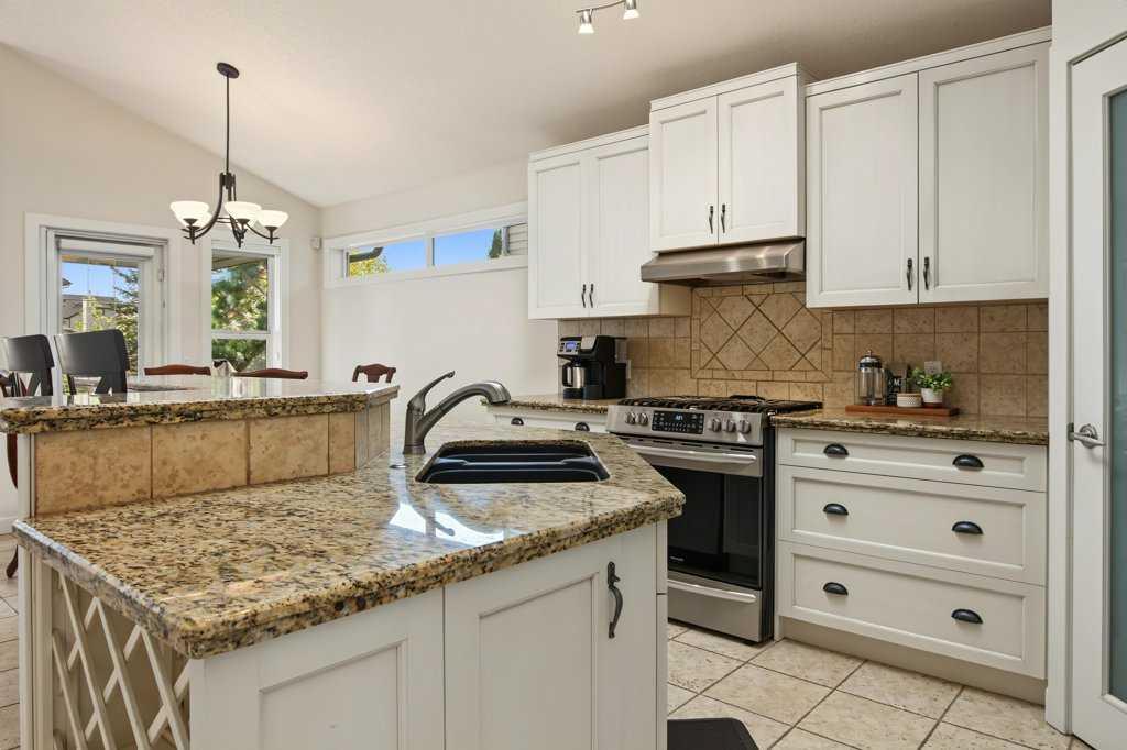 Fifth View of 162 Brightonstone Landing SE, New Brighton, Calgary, Alberta, T2Z 4W3