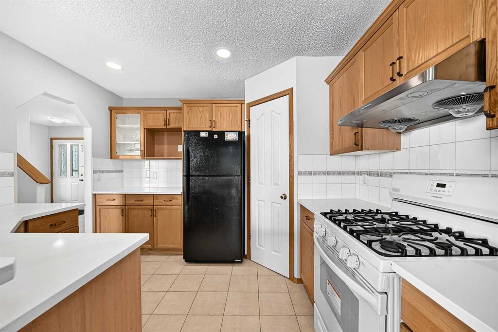 Fifth View of 244 Los Alamos Place NE, Monterey Park, Calgary, Alberta, T1Y 7G7