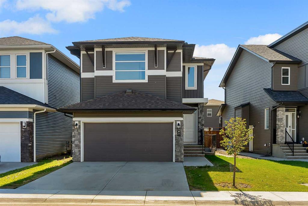 31 Corner Meadows Grove NE, A2346803, Alberta,