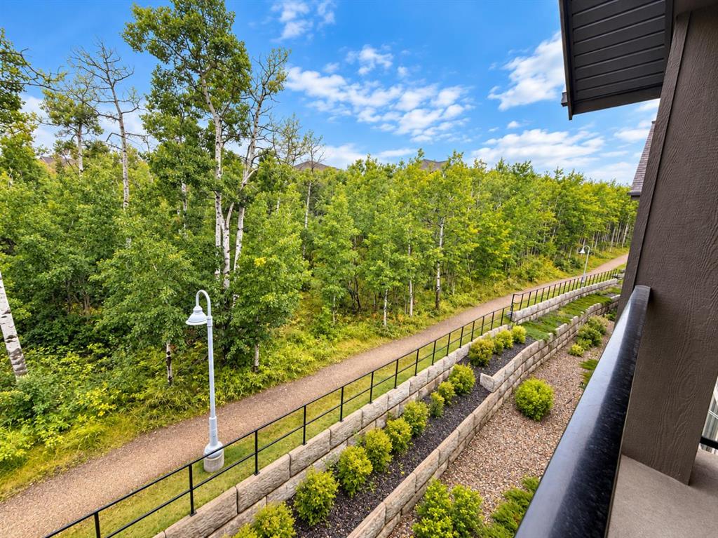 313, 25 Aspenmont Heights SW, A2346810, Alberta,