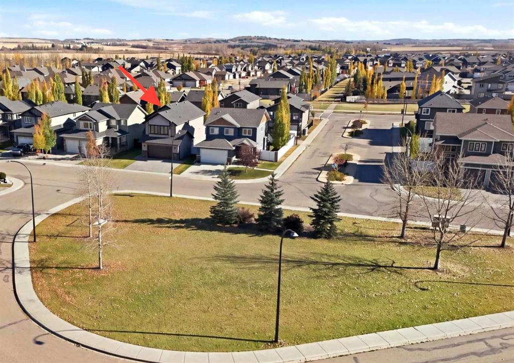 Fifth View of 211 Voisin Close , Vanier East, Red Deer, Alberta, T4R 0M8