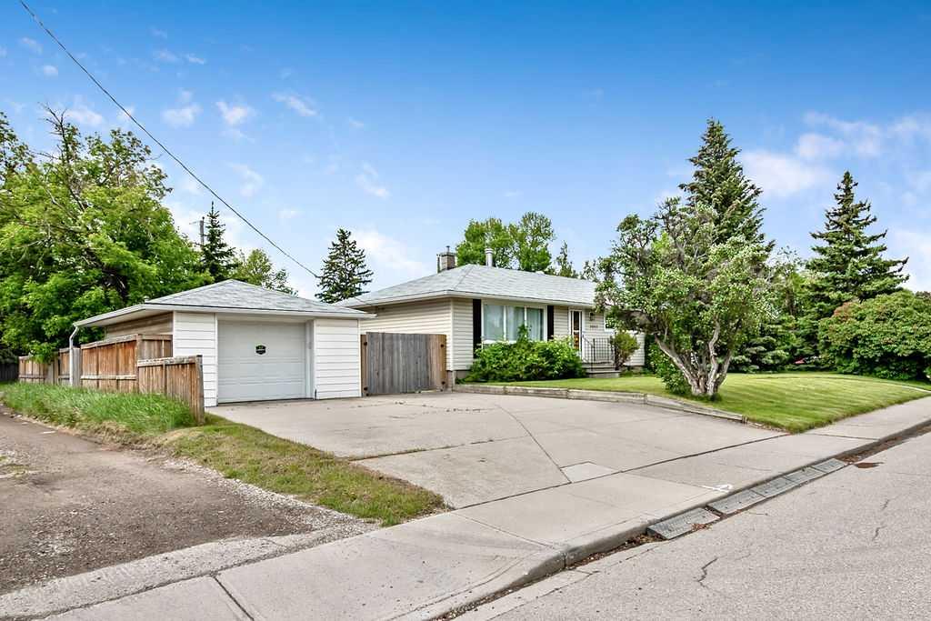 Fourth View of 3807 25 Avenue SW, Glendale, Calgary, Alberta, T3E 0L3