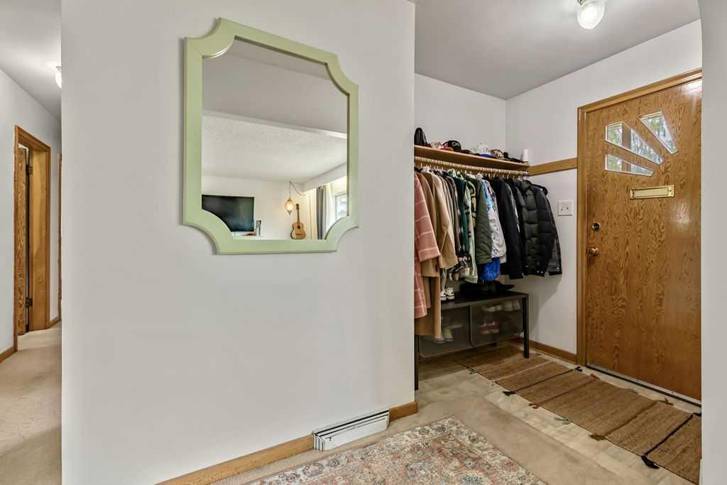 Fifth View of 3807 25 Avenue SW, Glendale, Calgary, Alberta, T3E 0L3