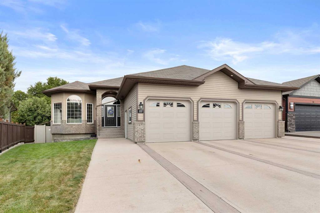 Main View of 88 Greenwood Court SW, SW Hill, Medicine Hat, Alberta, T1A7X7