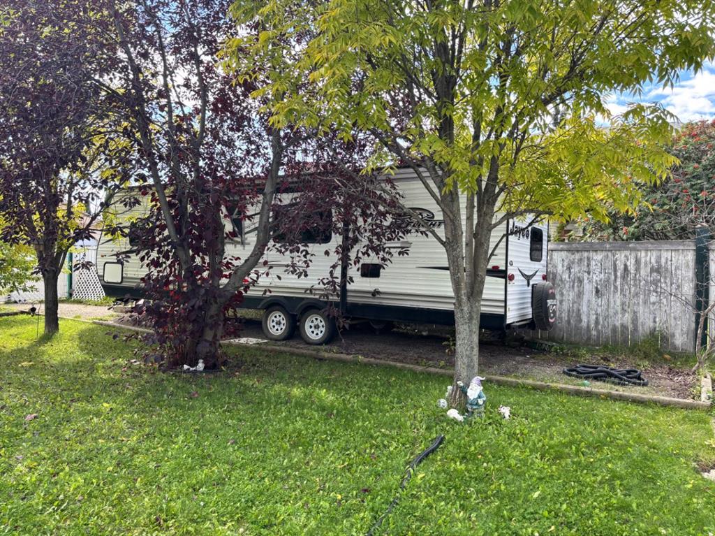 Third View of 8206 106 Street , Mission Heights, Grande Prairie, Alberta, T8W2H1