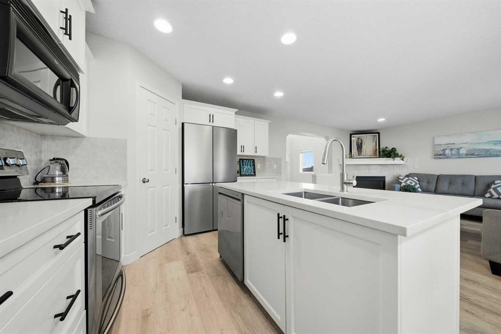 Fourth View of 15 Tuscany Reserve Bay NW, Tuscany, Calgary, Alberta, T3L 0A9