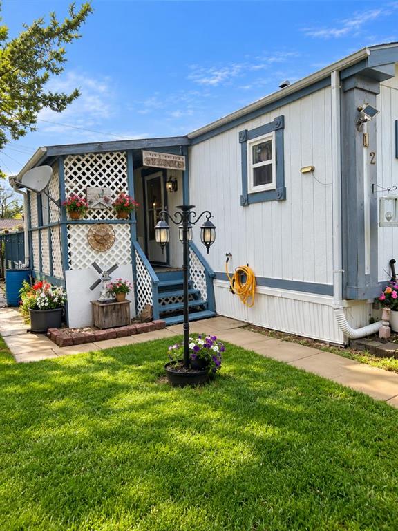 212 Lucknow Street , A2346916, Alberta,