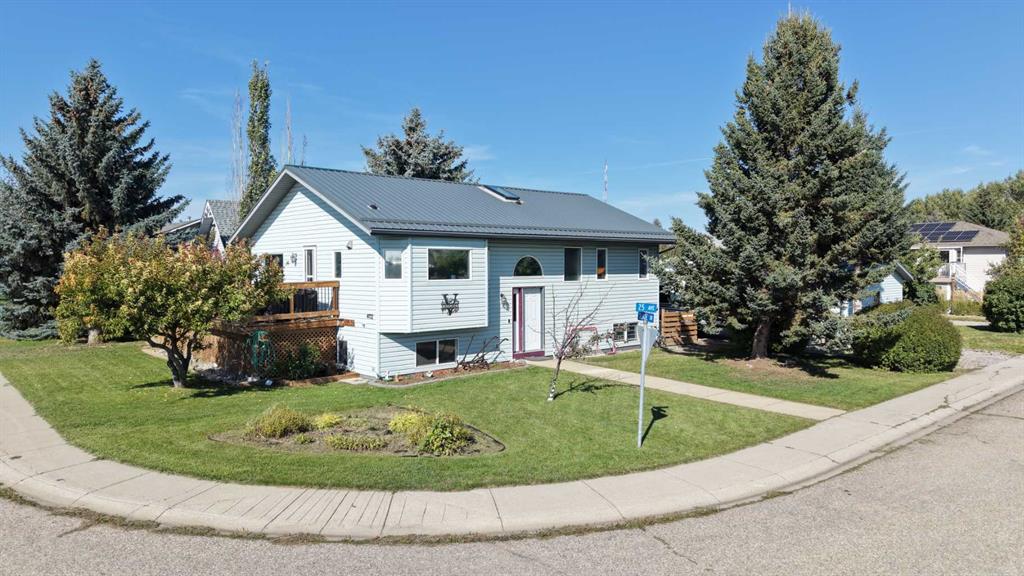MLS® listing #115934482 for sale located at 402 Slade Drive 