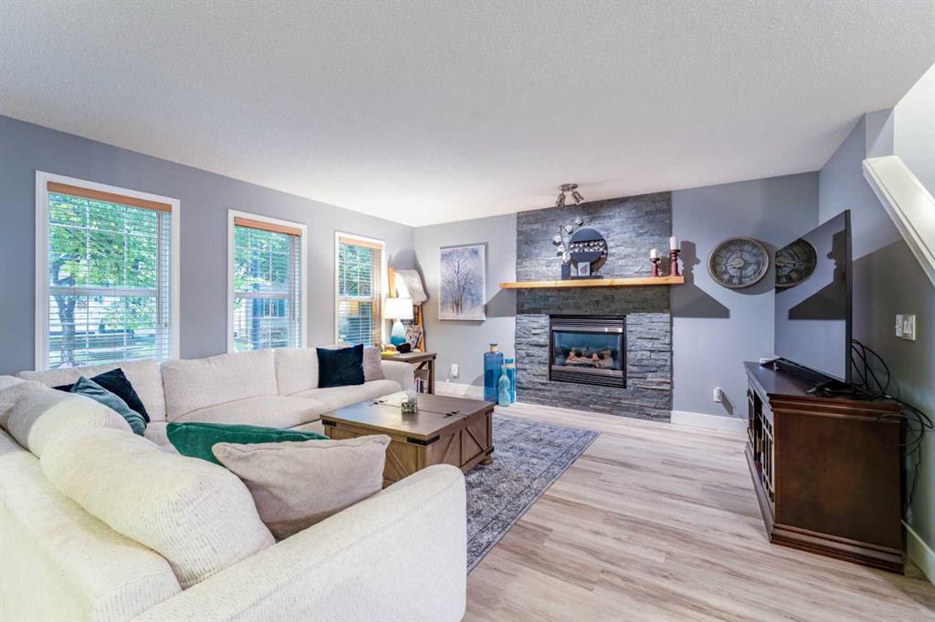 Fifth View of 43 Elgin Drive SE, McKenzie Towne, Calgary, Alberta, T2Z 3Y7