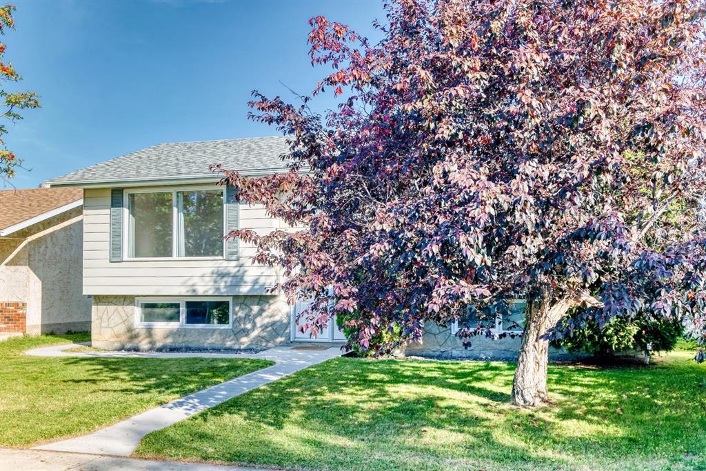 Third View of 4223 40 Avenue , Meridian Heights, Stony Plain, Alberta, T7Z 1J7