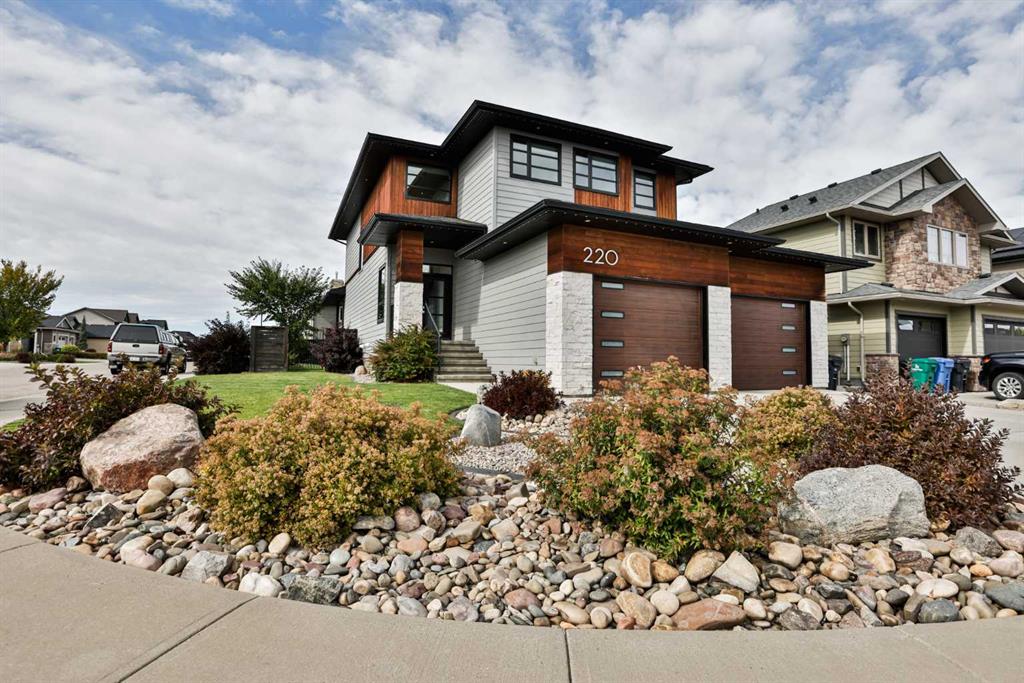220 Canyon Estates Way W, A2346969, Alberta,