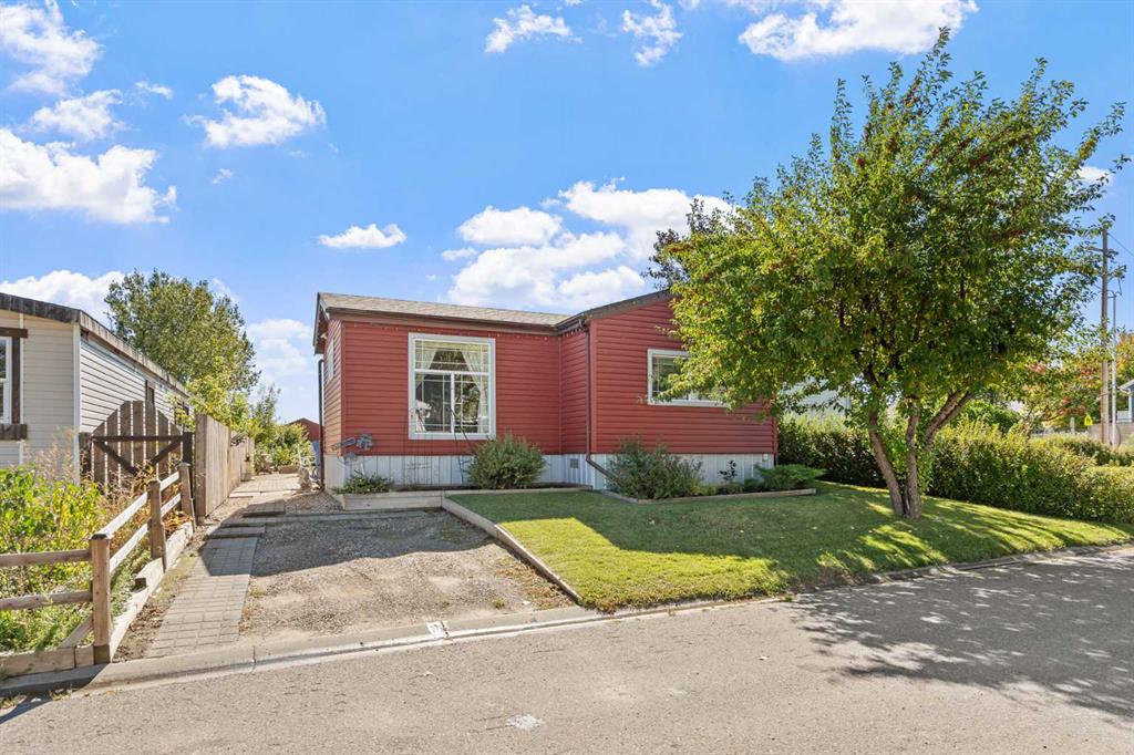 3 Westmount Drive , A2346976, Alberta,