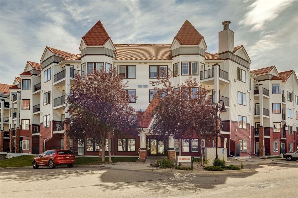 210, 20 Royal Oak Plaza NW, A2346981, Alberta,