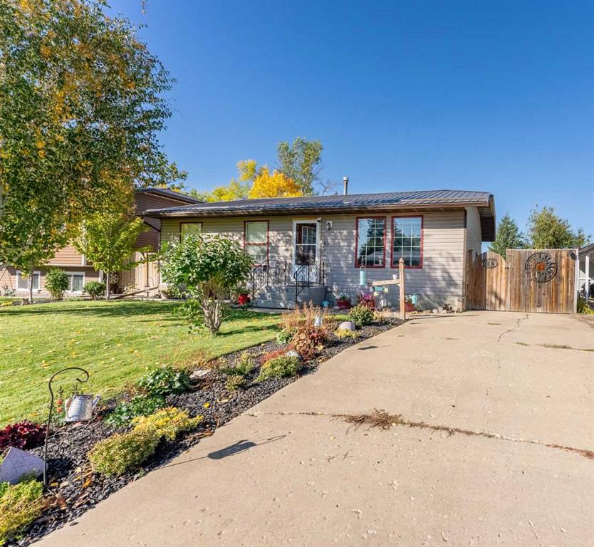 43 Ash Street W, A2347068, Alberta,