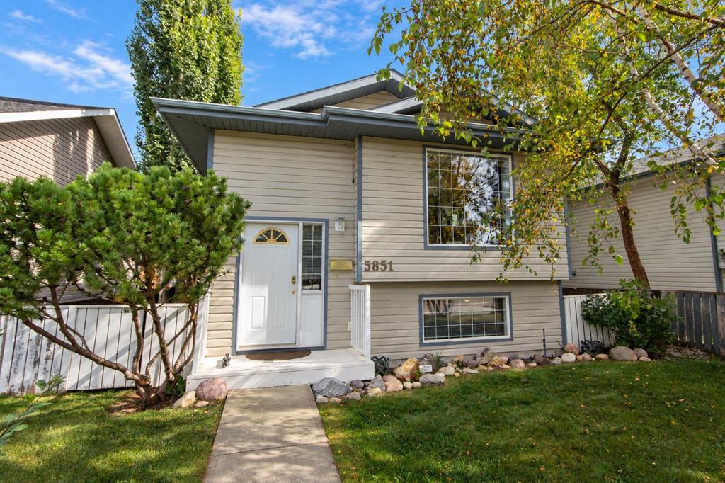 Second View of 5851 58 Avenue , Riverside Meadows, Red Deer, Alberta, T4N 4T9