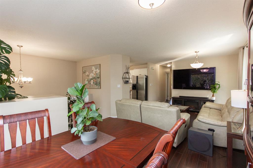 Fourth View of 5851 58 Avenue , Riverside Meadows, Red Deer, Alberta, T4N 4T9