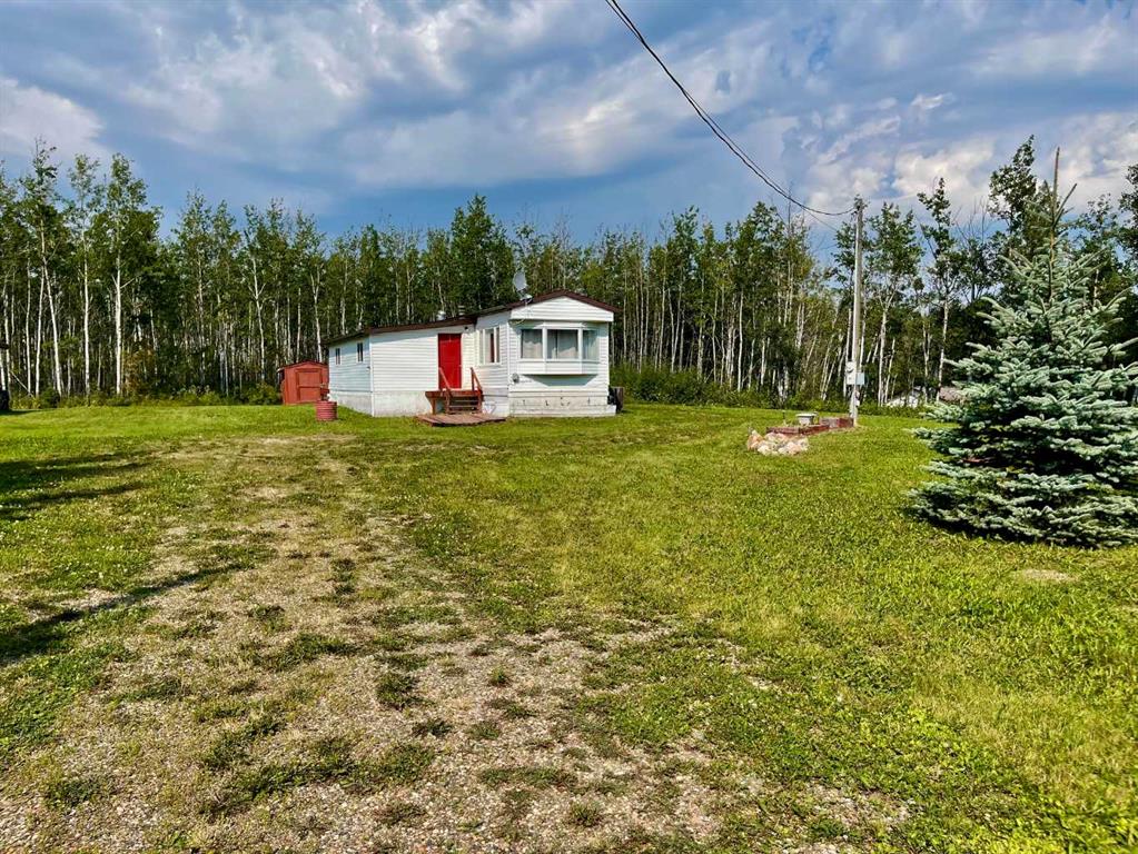 MLS® listing #115944620 for sale located at 231 58532 RR 113  