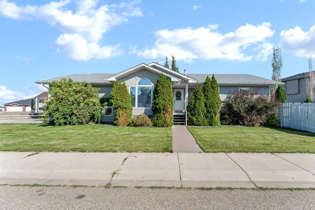 MLS® listing #115947625 for sale located at 78 Sunset Crescent SW