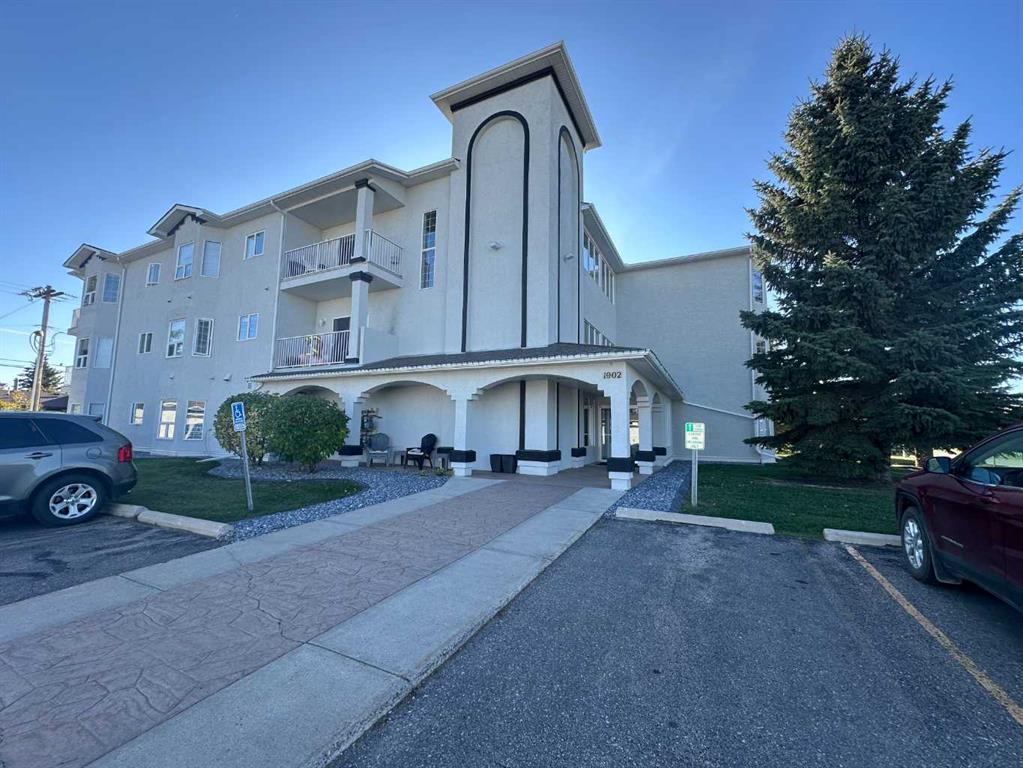 303, 1902 23 Street , A2347146, Alberta,