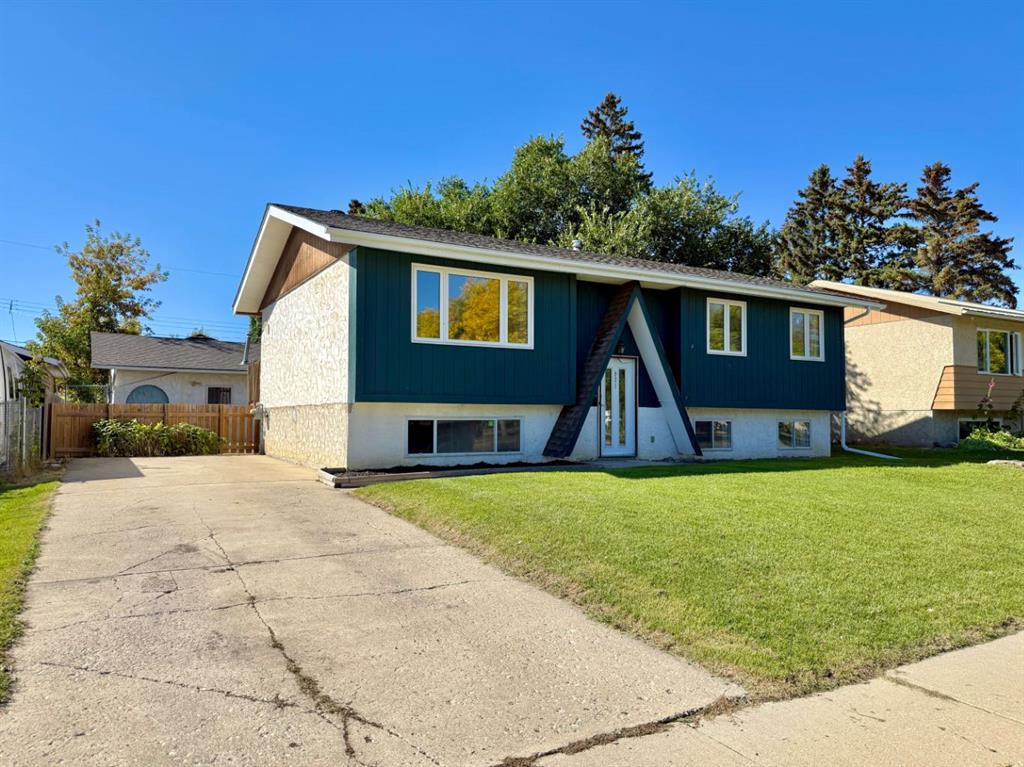 Third View of 921 Ellis Crescent SE, Central High River, High River, Alberta, T1V 1J1