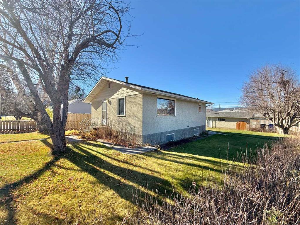 Second View of 101 Kipin Lane , Mountain View, Hinton, Alberta, T7V1M5
