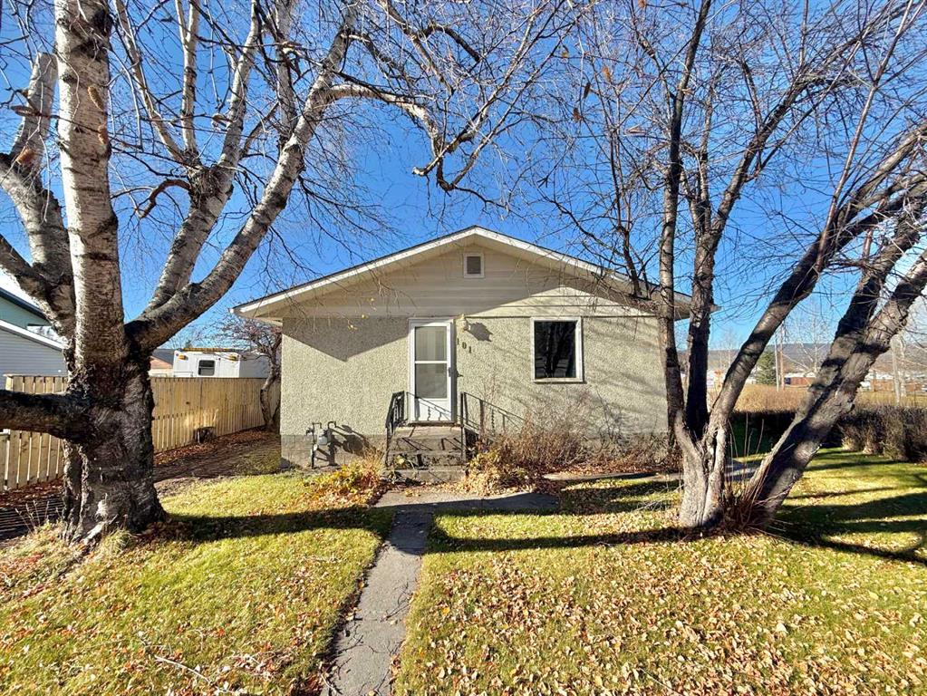 Third View of 101 Kipin Lane , Mountain View, Hinton, Alberta, T7V1M5