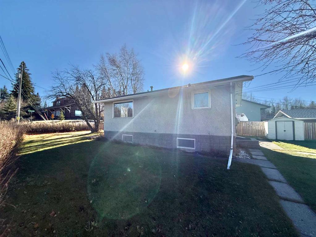 Fourth View of 101 Kipin Lane , Mountain View, Hinton, Alberta, T7V1M5