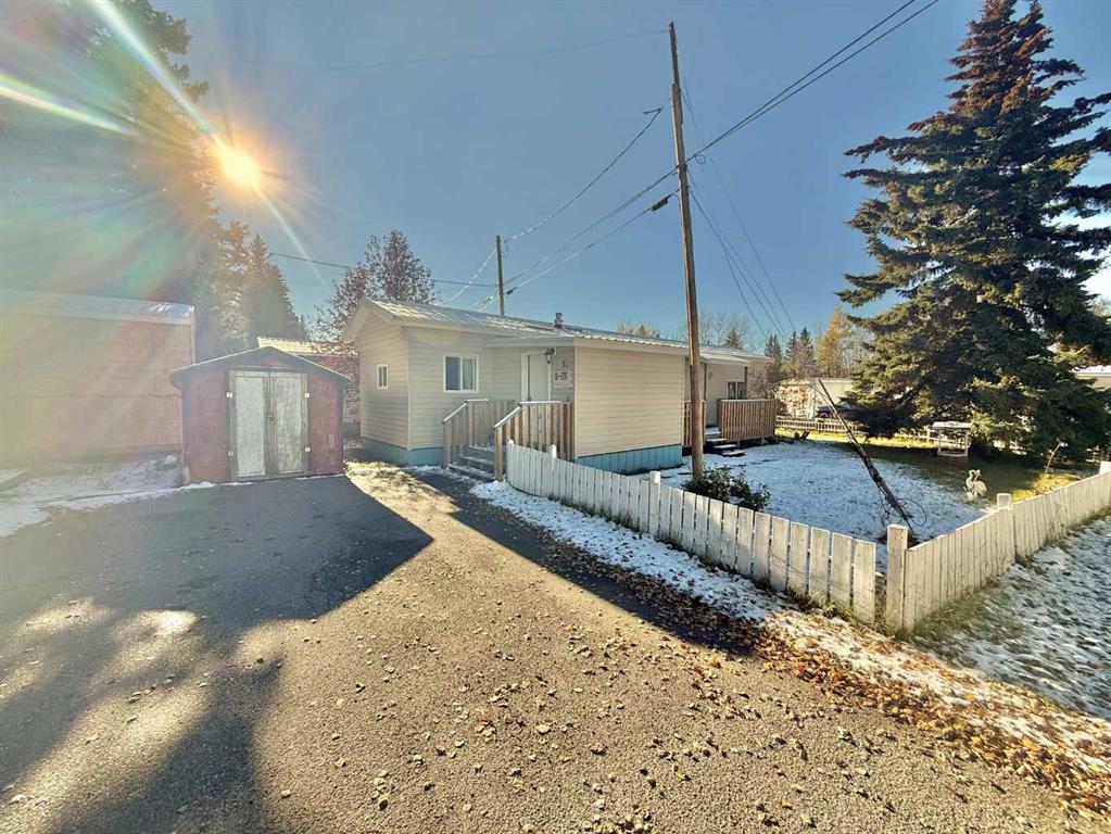 10, 726 Carmichael Lane , A2347196, Alberta,