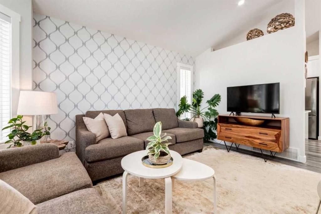 MLS® listing #115956037 for sale located at 92 Covington Court NE