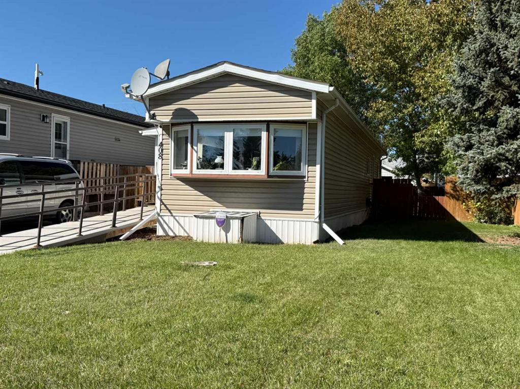 408 3 Street N, A2347235, Alberta,
