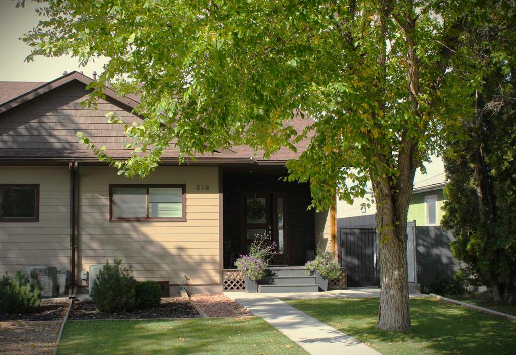 519 1 Street W, A2347237, Alberta,