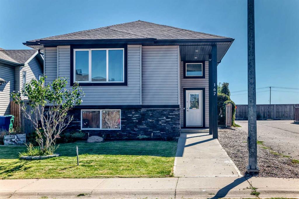 Third View of 167 Mount Sundance Crescent , Sunridge, Lethbridge, Alberta, T1J 0L4
