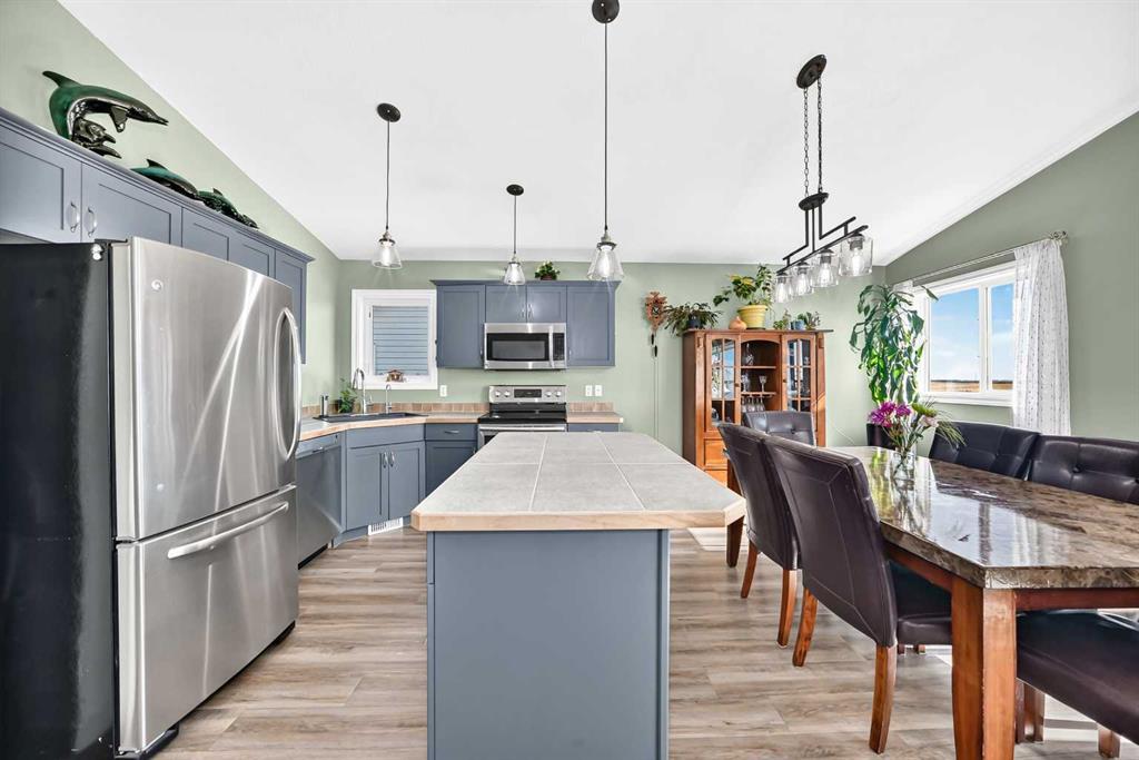 Fourth View of 167 Mount Sundance Crescent , Sunridge, Lethbridge, Alberta, T1J 0L4