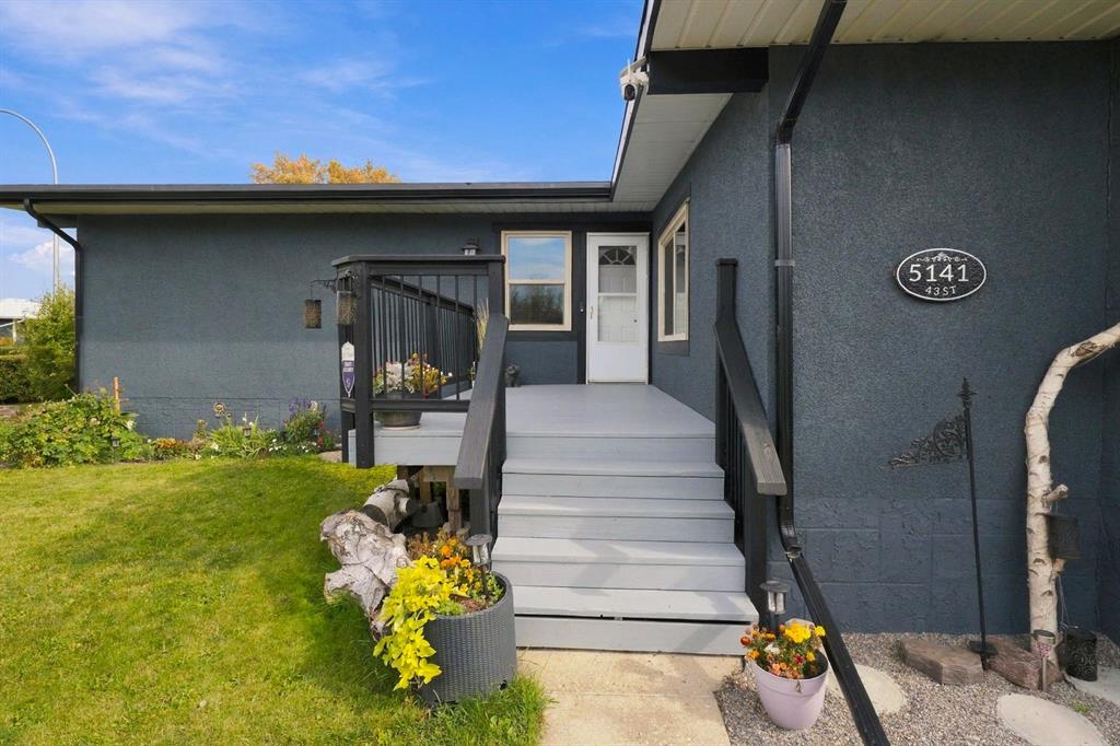 Third View of 5141 43 Street , NONE, Olds, Alberta, T4H 1A8