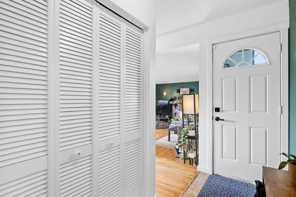 Fifth View of 5141 43 Street , NONE, Olds, Alberta, T4H 1A8